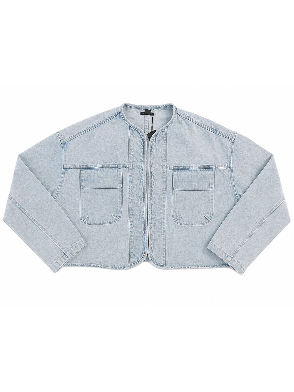 PrettyLittleThing Light Wash Collarless Denim Jacket – Size 8 NWT